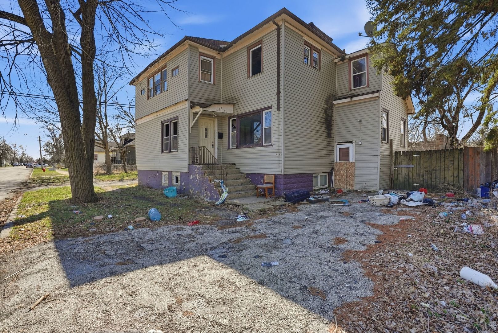 122 W 150th Street, Harvey, IL 60426