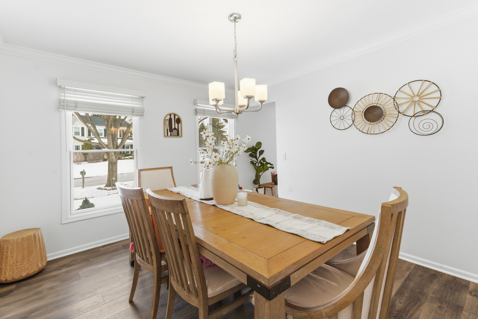 2001 Madison Avenue, Gurnee, IL 60031