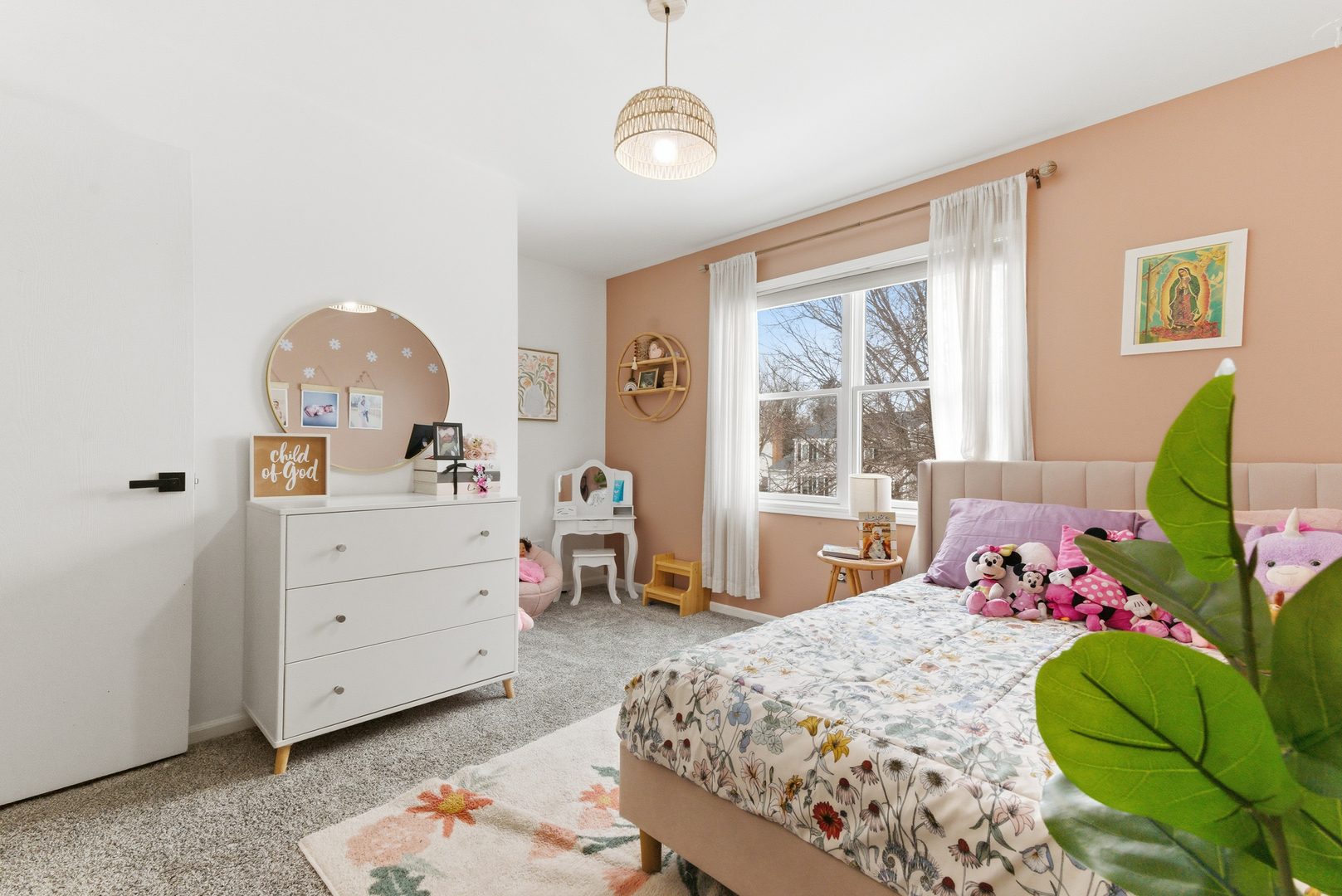 2001 Madison Avenue, Gurnee, IL 60031