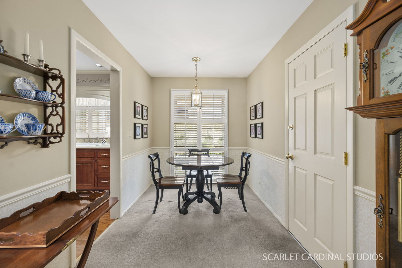 309 Brookside Circle, Wheaton, IL 60187