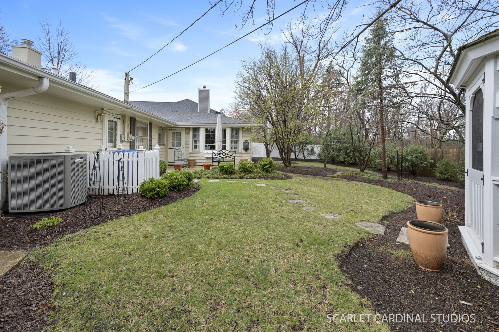 309 Brookside Circle, Wheaton, IL 60187