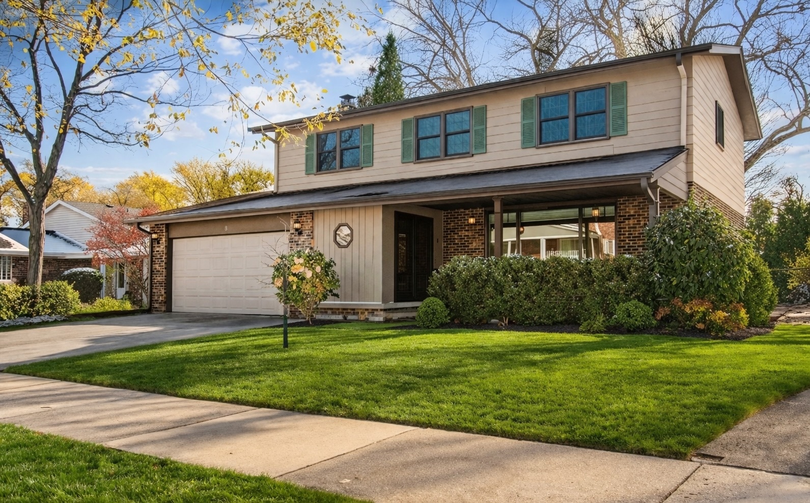 9 E Lillian Avenue, Arlington Heights, IL 60004