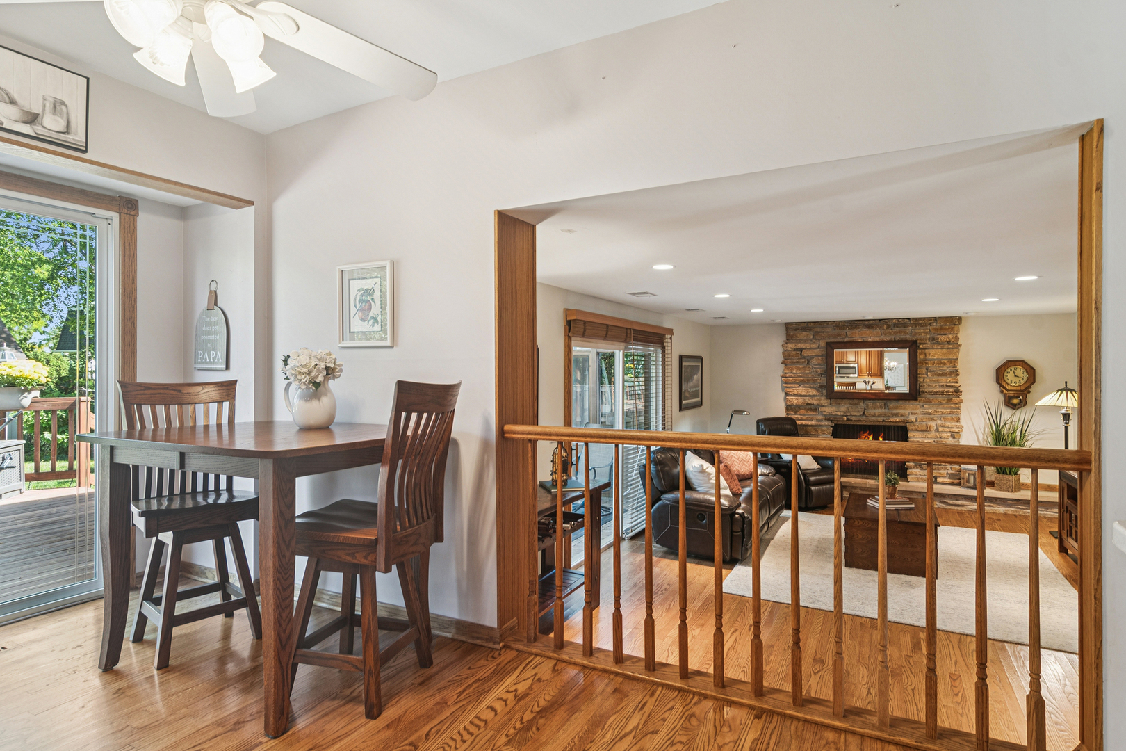 1102 E Waverly Drive, Arlington Heights, IL 60004