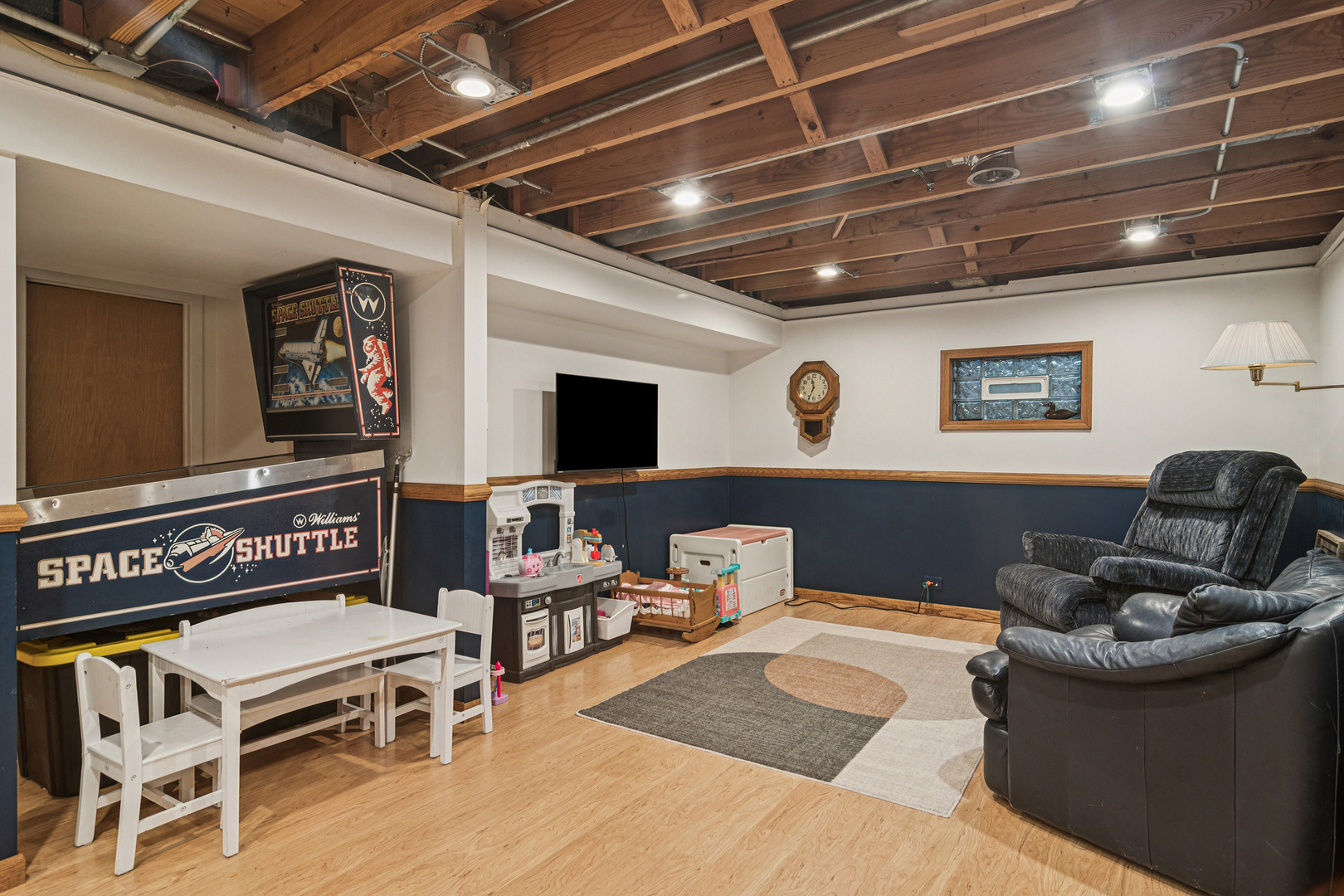 1102 E Waverly Drive, Arlington Heights, IL 60004