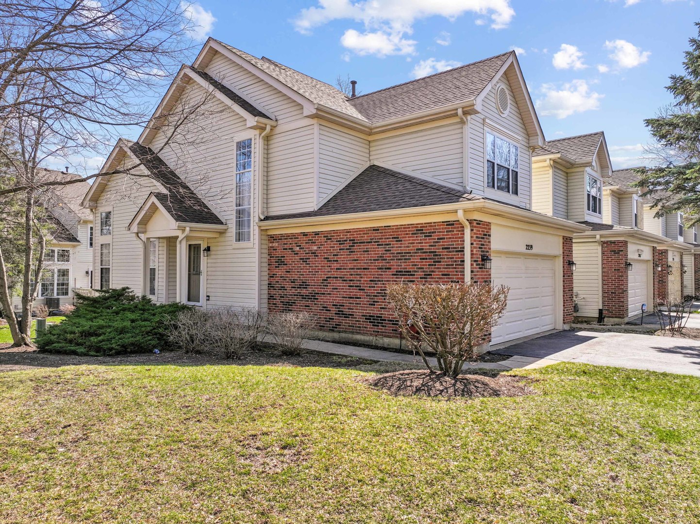 2239 Seaver Lane, Hoffman Estates, IL 60169