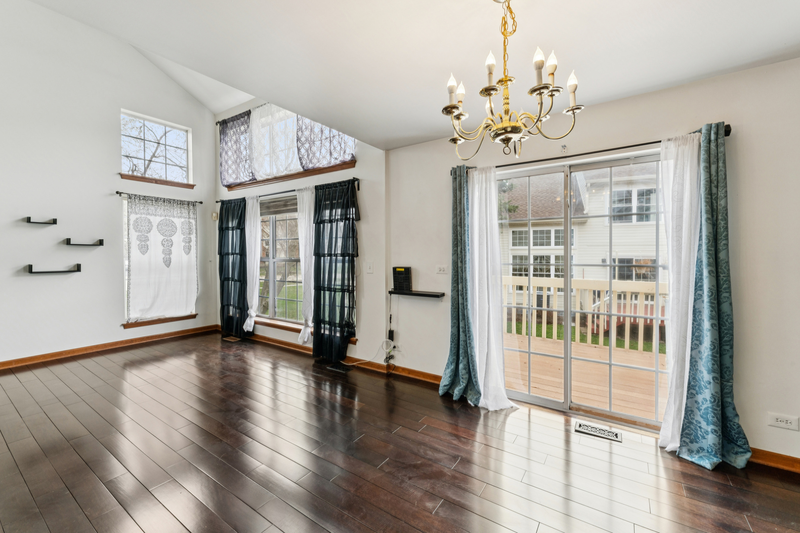 2239 Seaver Lane, Hoffman Estates, IL 60169