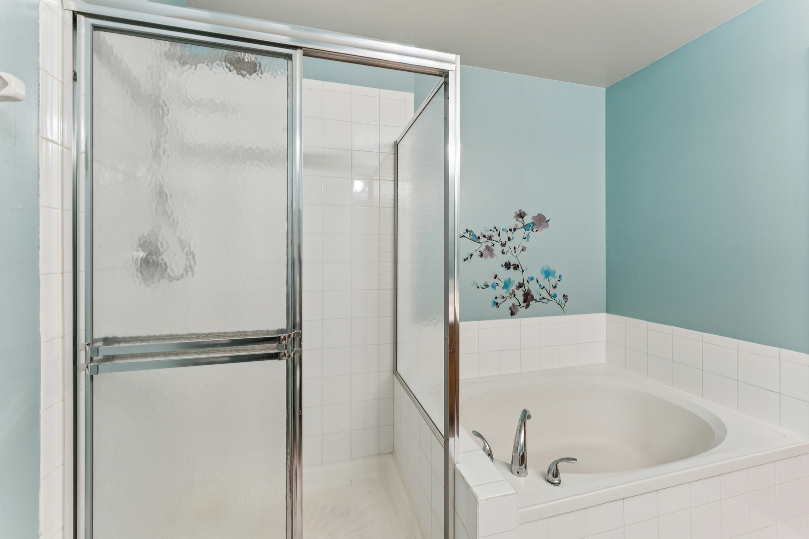 2239 Seaver Lane, Hoffman Estates, IL 60169