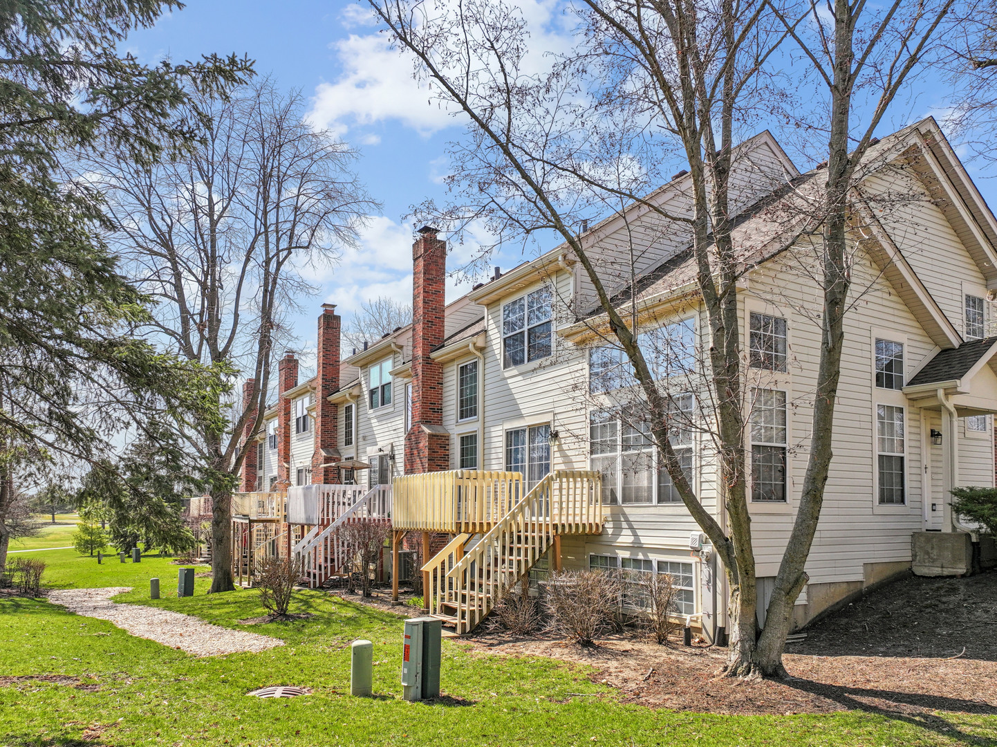 2239 Seaver Lane, Hoffman Estates, IL 60169