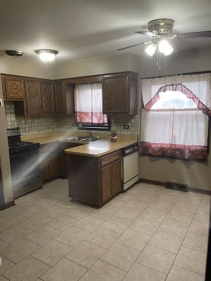 7843 NATCHEZ Avenue, Burbank, IL 60459