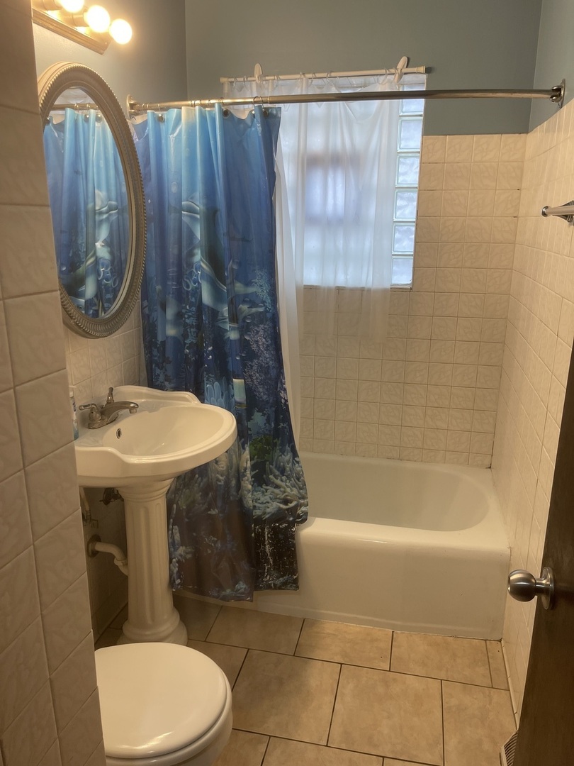 7843 NATCHEZ Avenue, Burbank, IL 60459