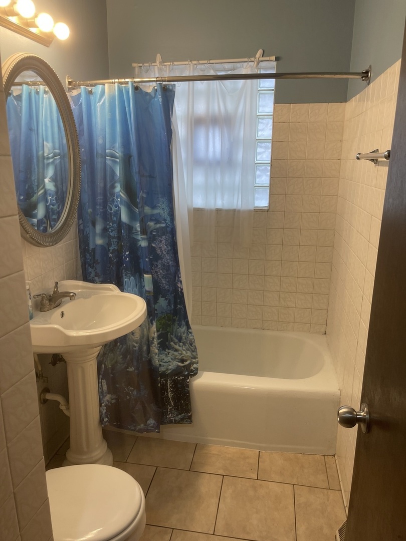 7843 NATCHEZ Avenue, Burbank, IL 60459