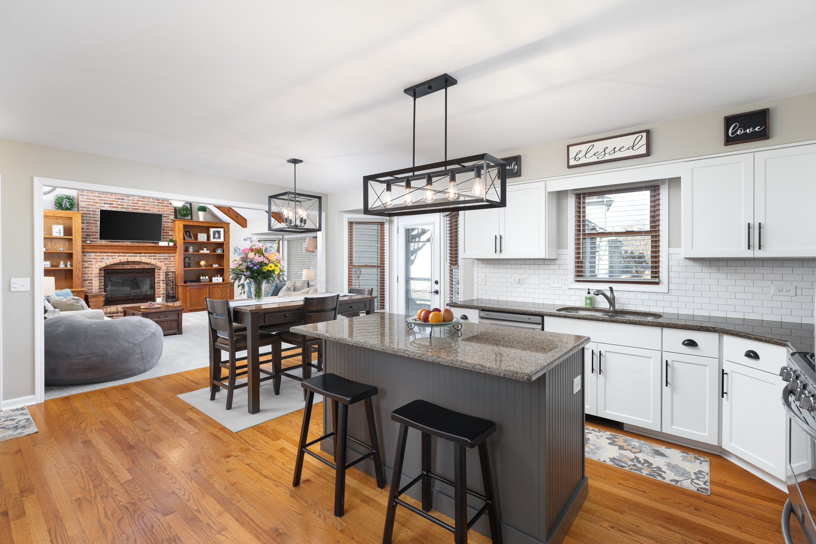 2310 Wyndham Court, Aurora, IL 60504