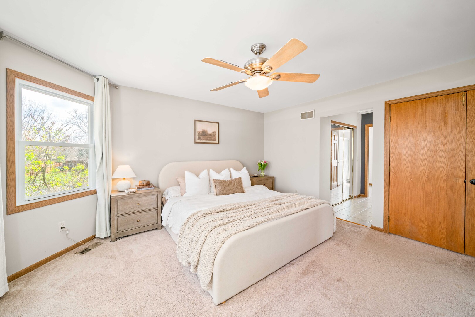 174 Edgewater Court, Montgomery, IL 60538