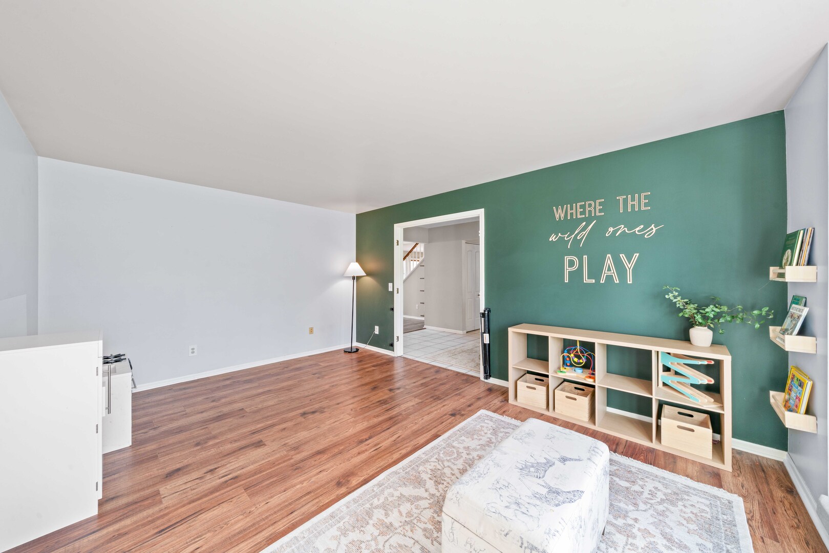 174 Edgewater Court, Montgomery, IL 60538