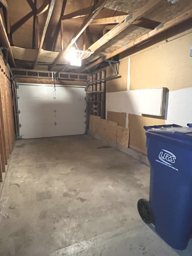 225 Deerpath Court #C2, Schaumburg, IL 60193