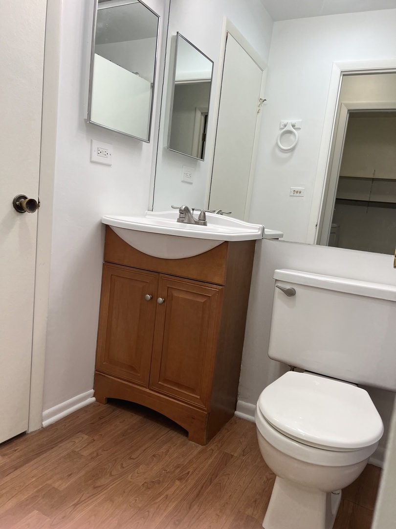 225 Deerpath Court #C2, Schaumburg, IL 60193