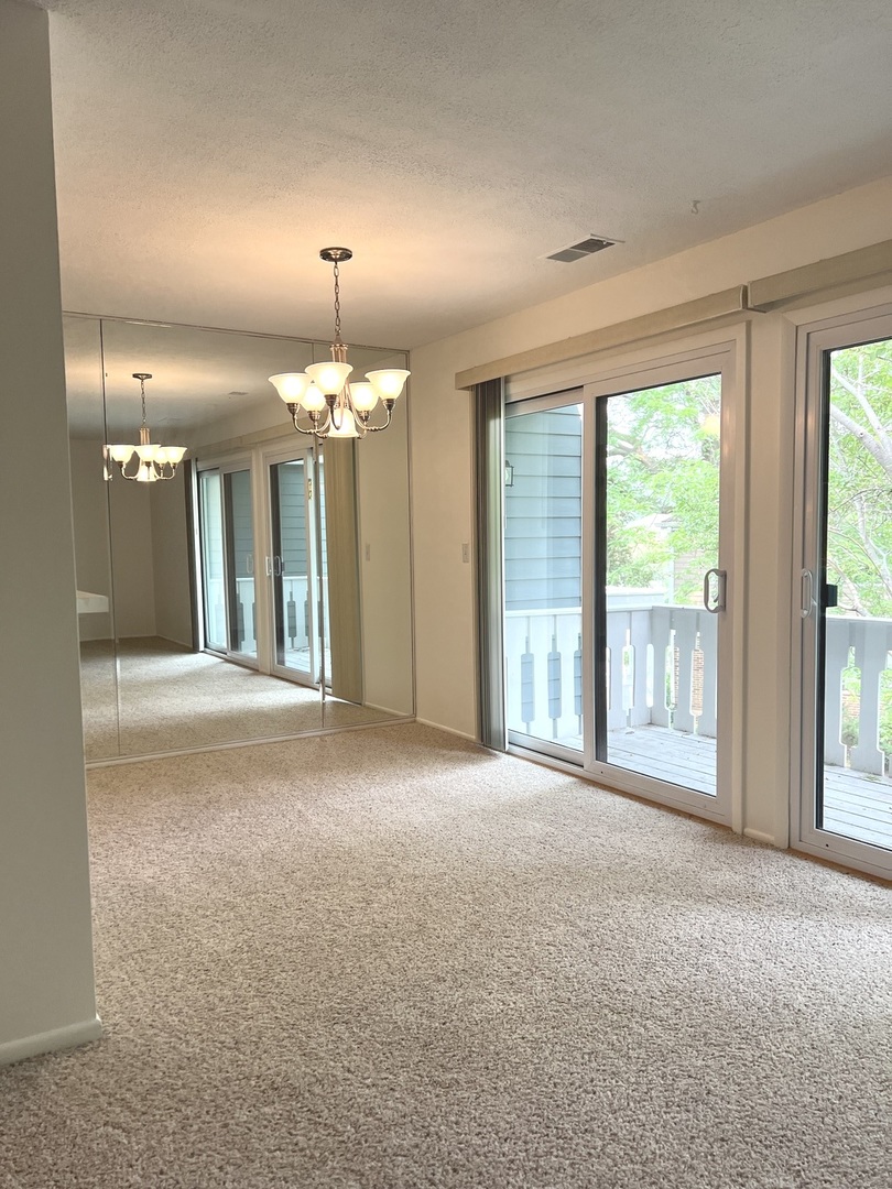 225 Deerpath Court #C2, Schaumburg, IL 60193