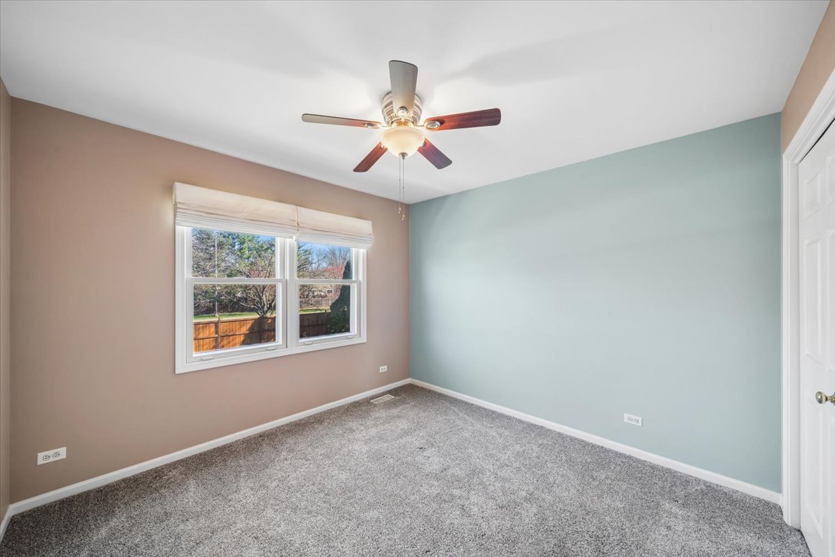 1239 Thackery Court, Naperville, IL 60564