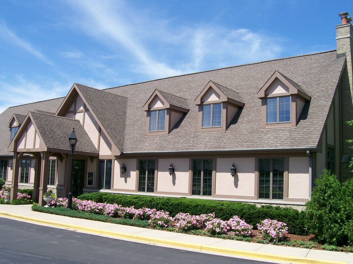 1239 Thackery Court, Naperville, IL 60564