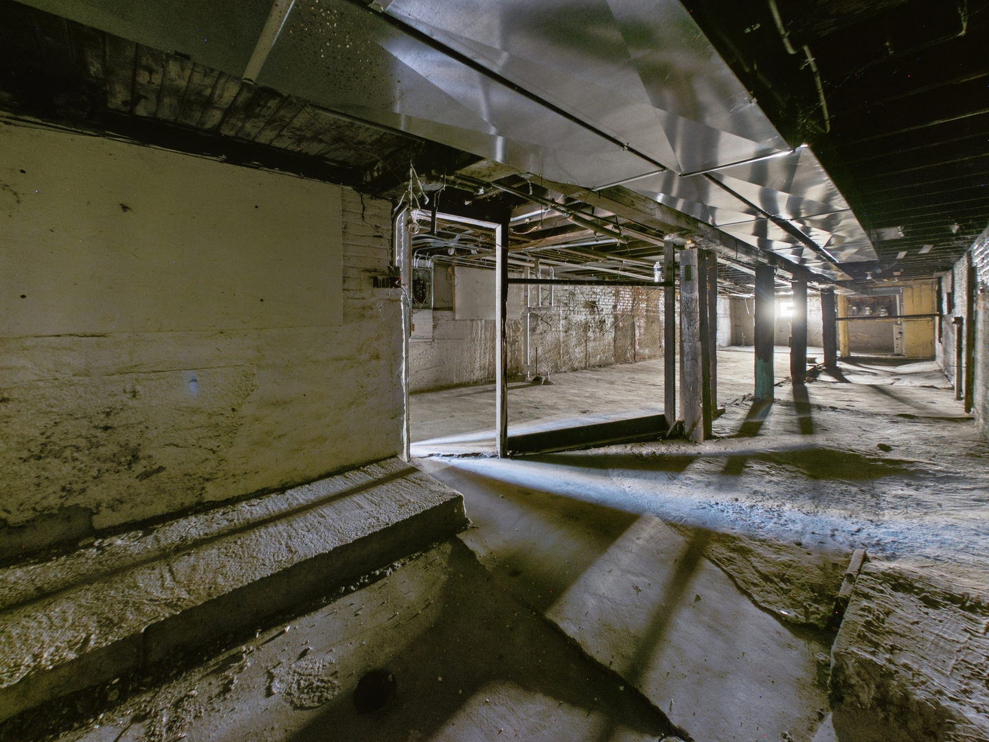 8747 S Escanaba Avenue, Chicago, IL 60617