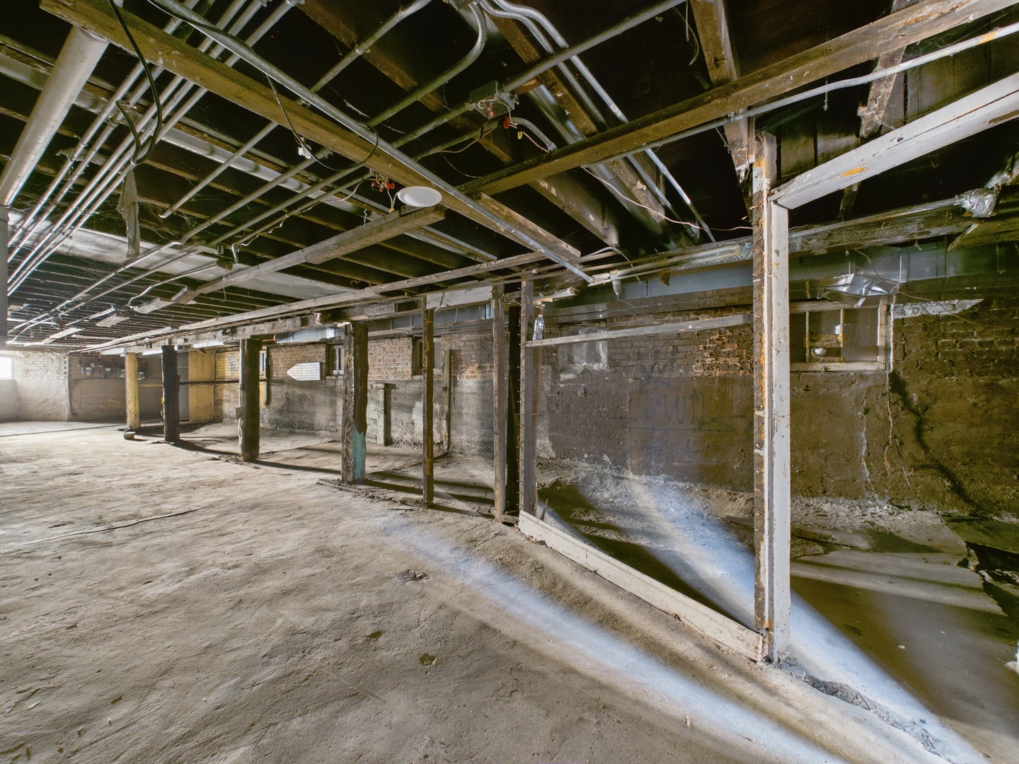 8747 S Escanaba Avenue, Chicago, IL 60617