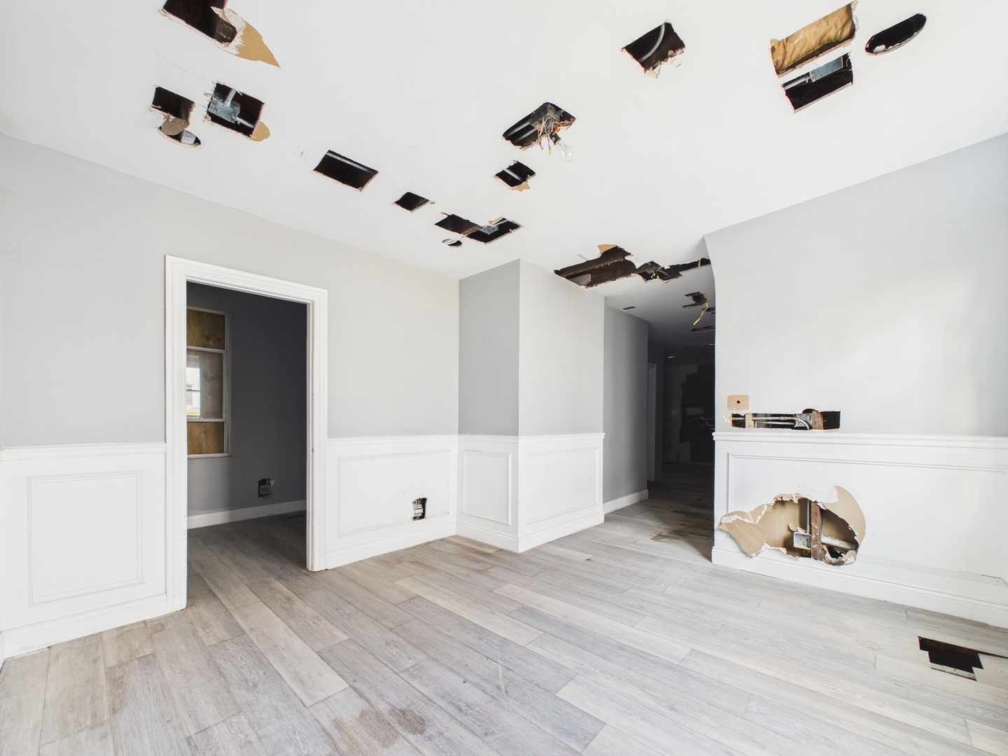 8747 S Escanaba Avenue, Chicago, IL 60617