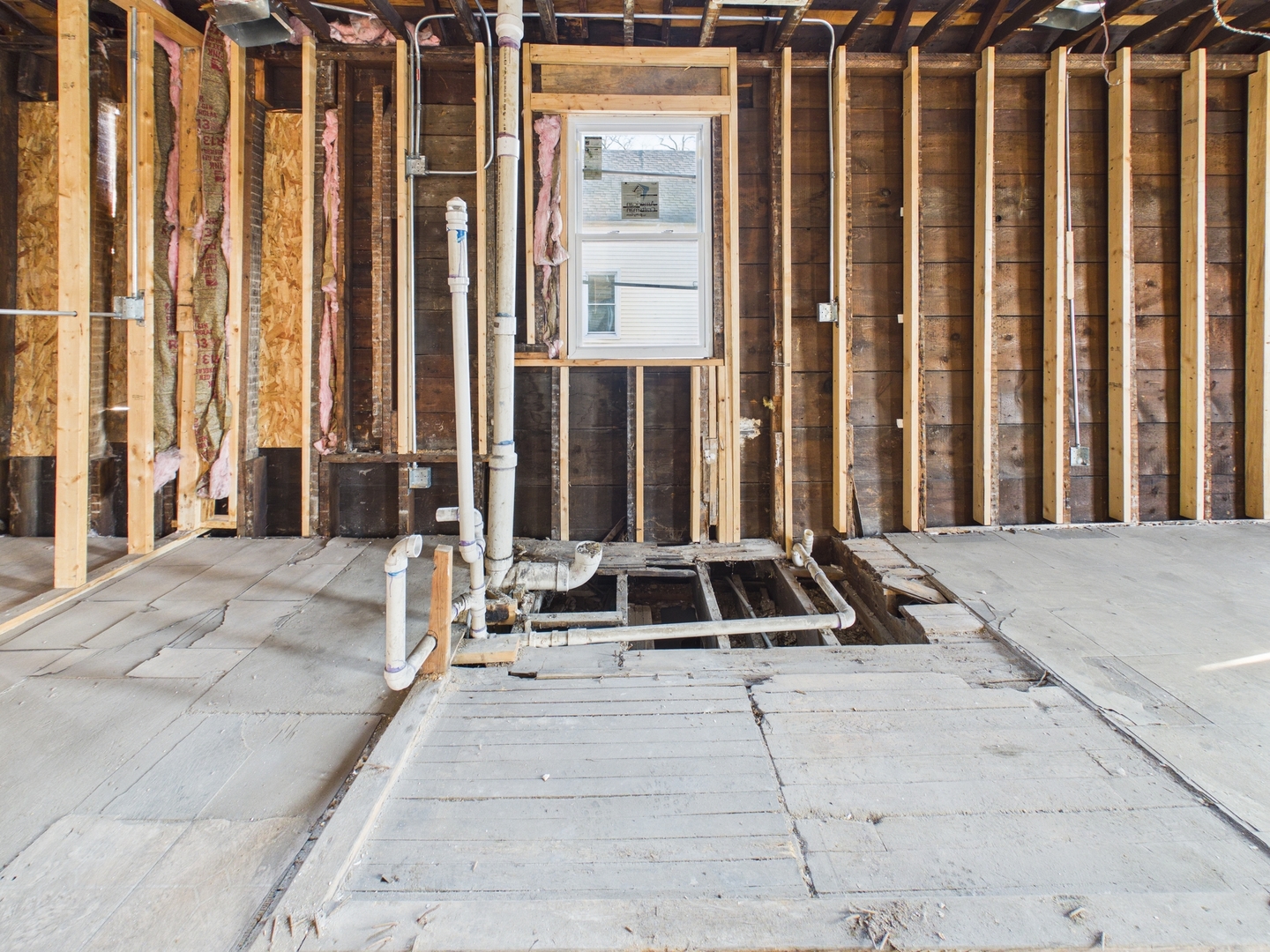 8747 S Escanaba Avenue, Chicago, IL 60617