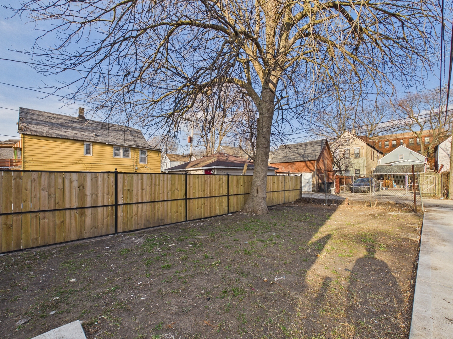 8747 S Escanaba Avenue, Chicago, IL 60617