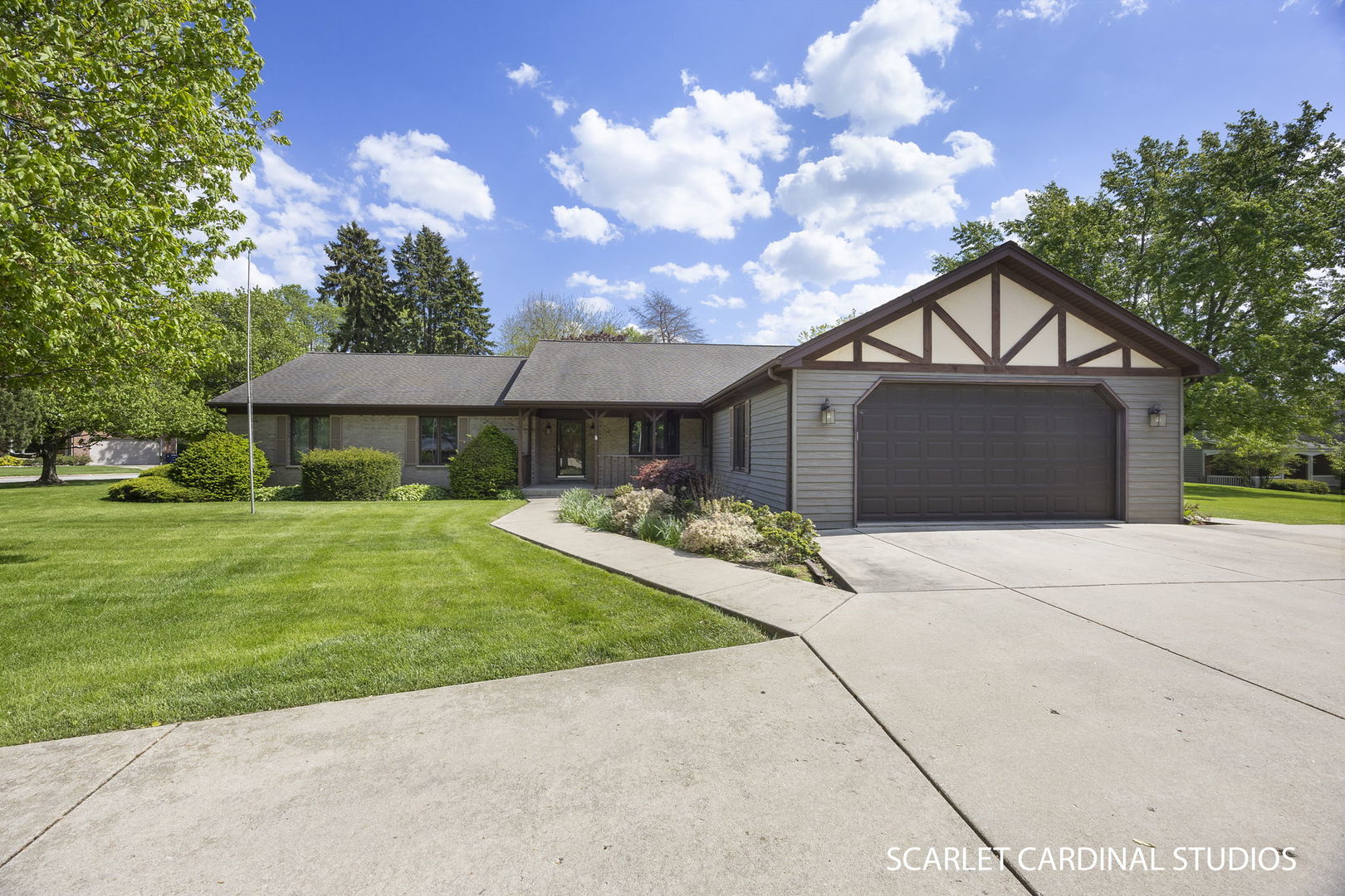 5S440 Beau Bien Boulevard, Naperville, IL 60540