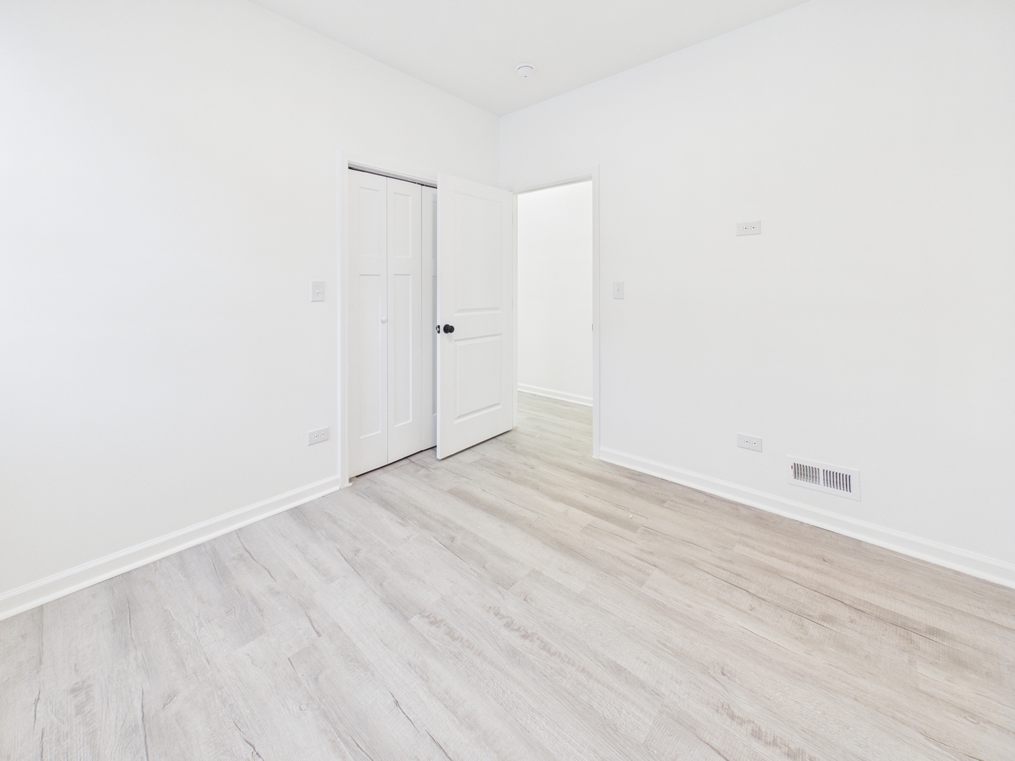 6346 S Evans Avenue, Chicago, IL 60637