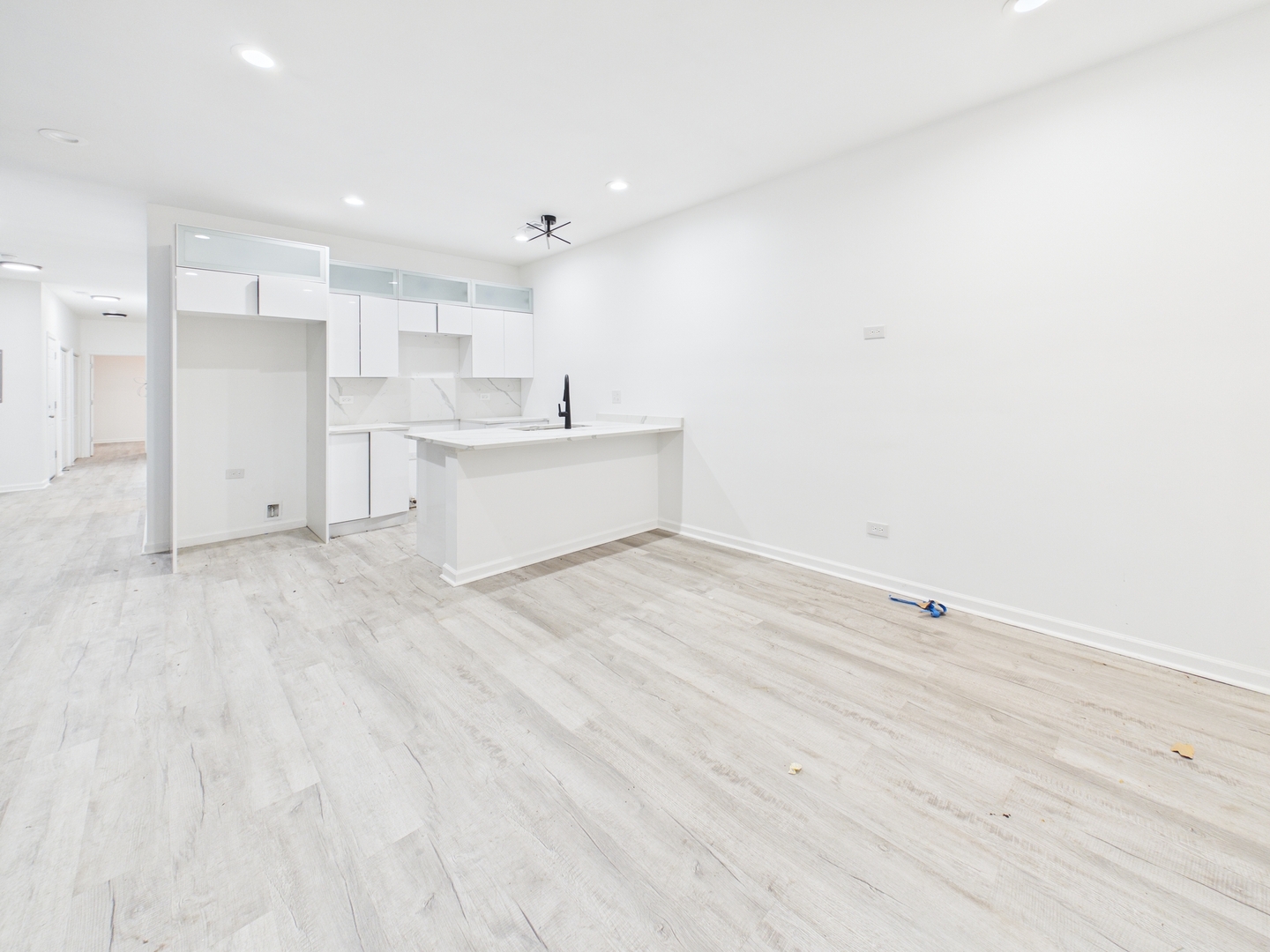 6346 S Evans Avenue, Chicago, IL 60637