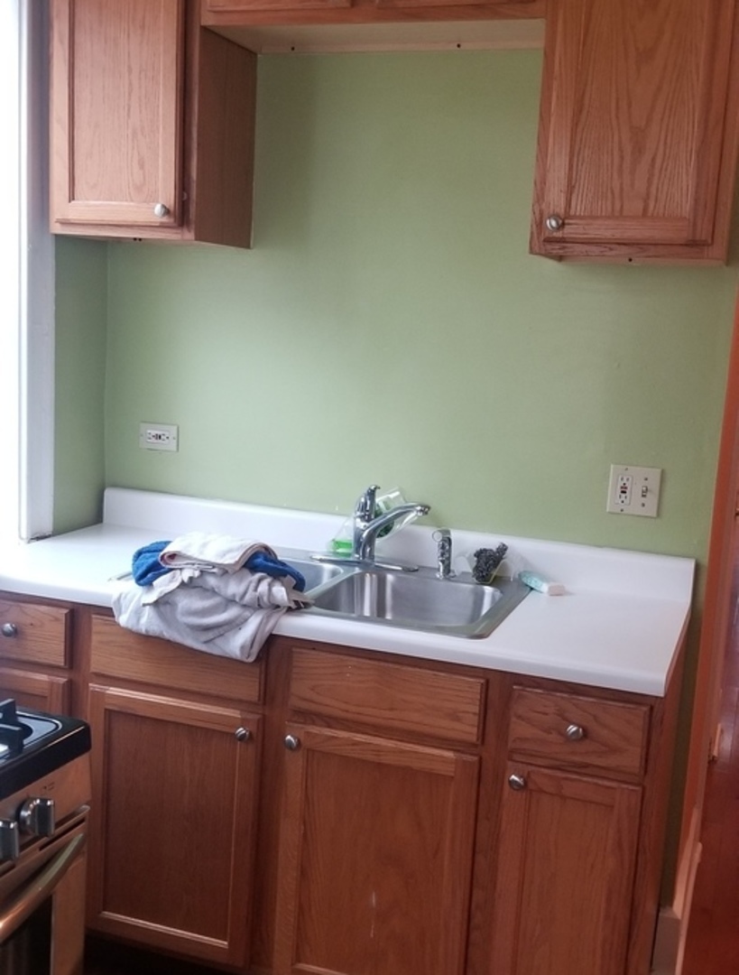 7538 S EGGLESTON Avenue, Chicago, IL 60620