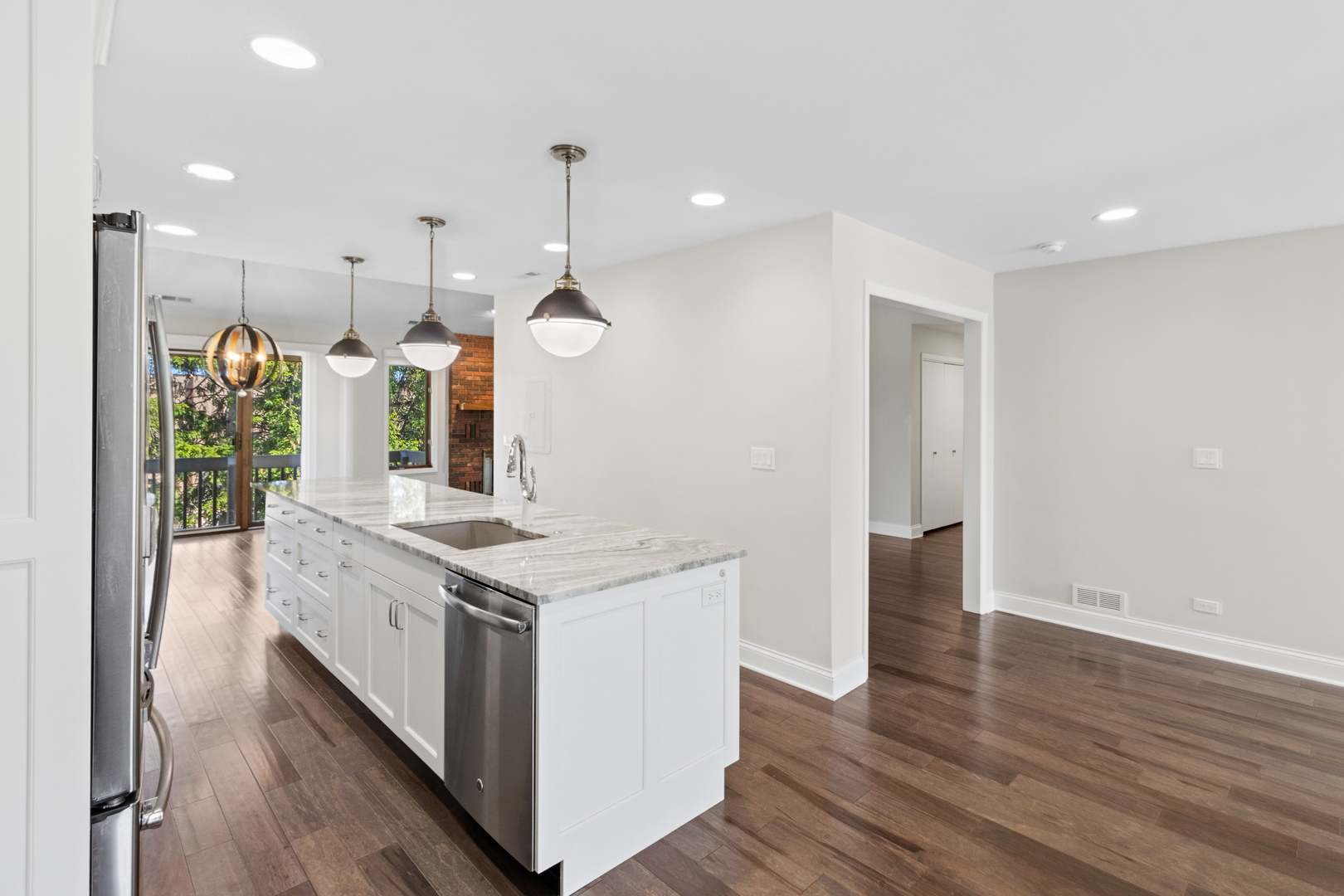 1659 N Belmont Court #1659, Arlington Heights, IL 60004