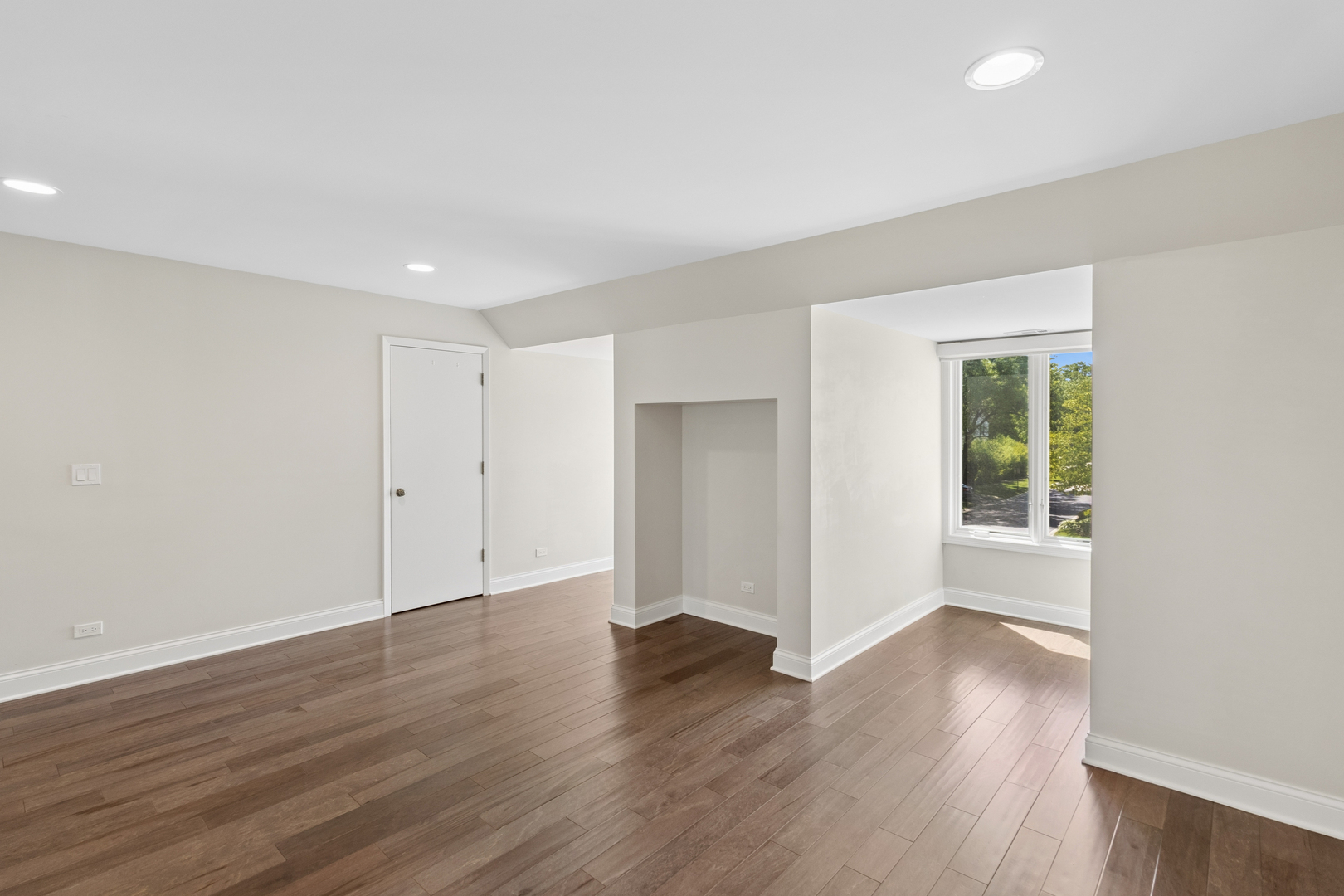 1659 N Belmont Court #1659, Arlington Heights, IL 60004