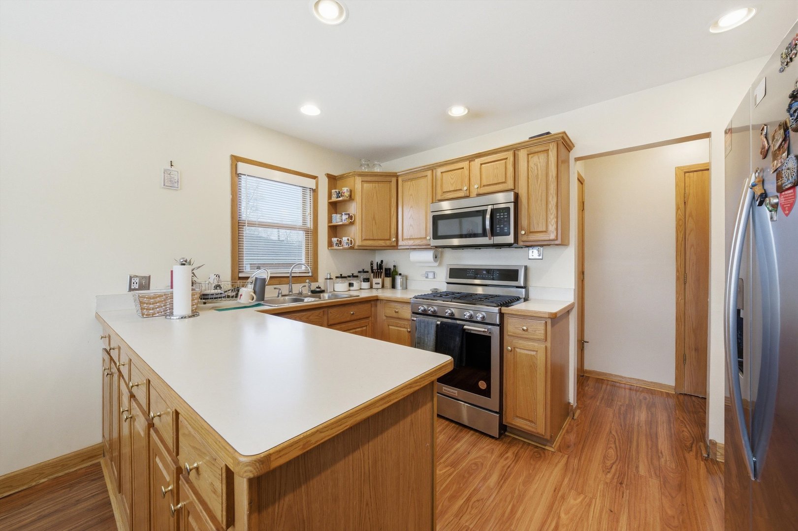 17218 HILLSIDE Avenue, Hazel Crest, IL 60429