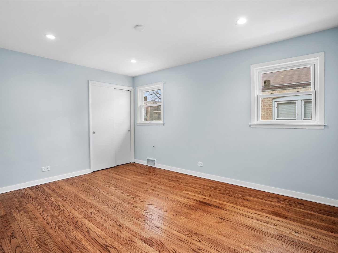 12321 S Green Street, Calumet Park, IL 60827