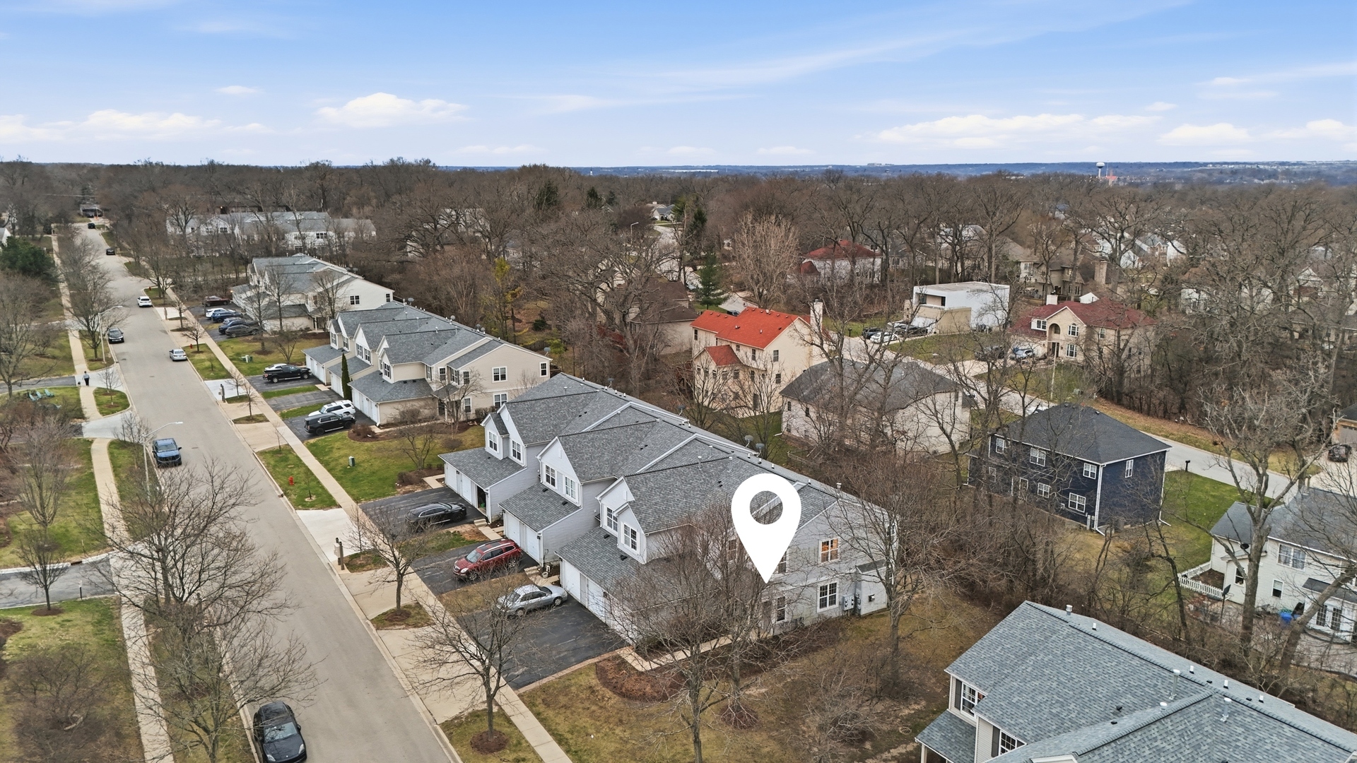 1313 Brookdale Drive, Carpentersville, IL 60110