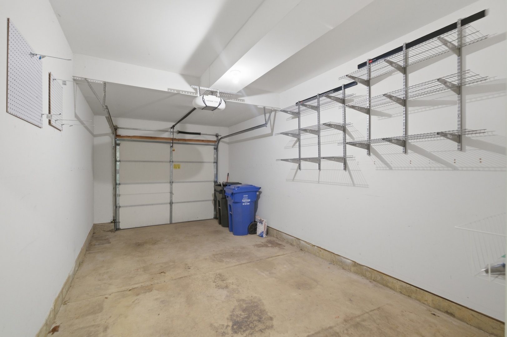 1313 Brookdale Drive, Carpentersville, IL 60110