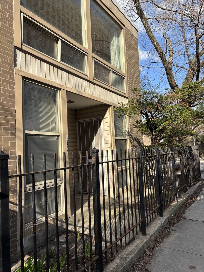 1428 E 55th Street, Chicago, IL 60615