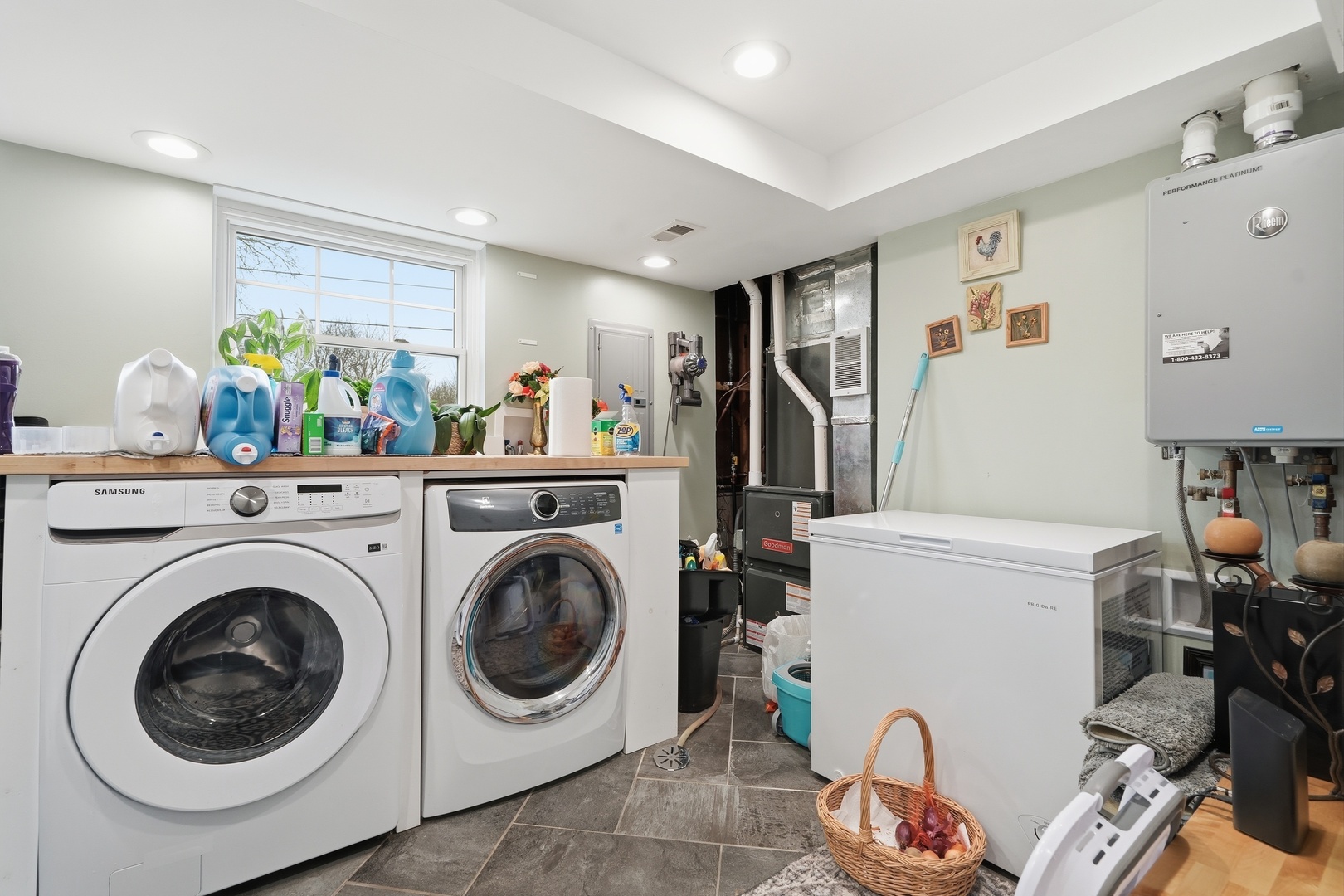 9209 W 147th Street, Orland Park, IL 60462