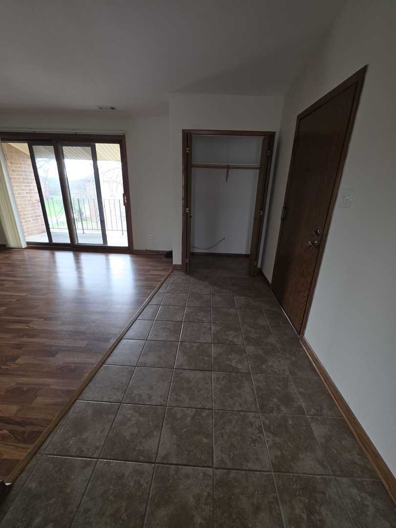 9950 Treetop Drive #340S, Orland Park, IL 60462