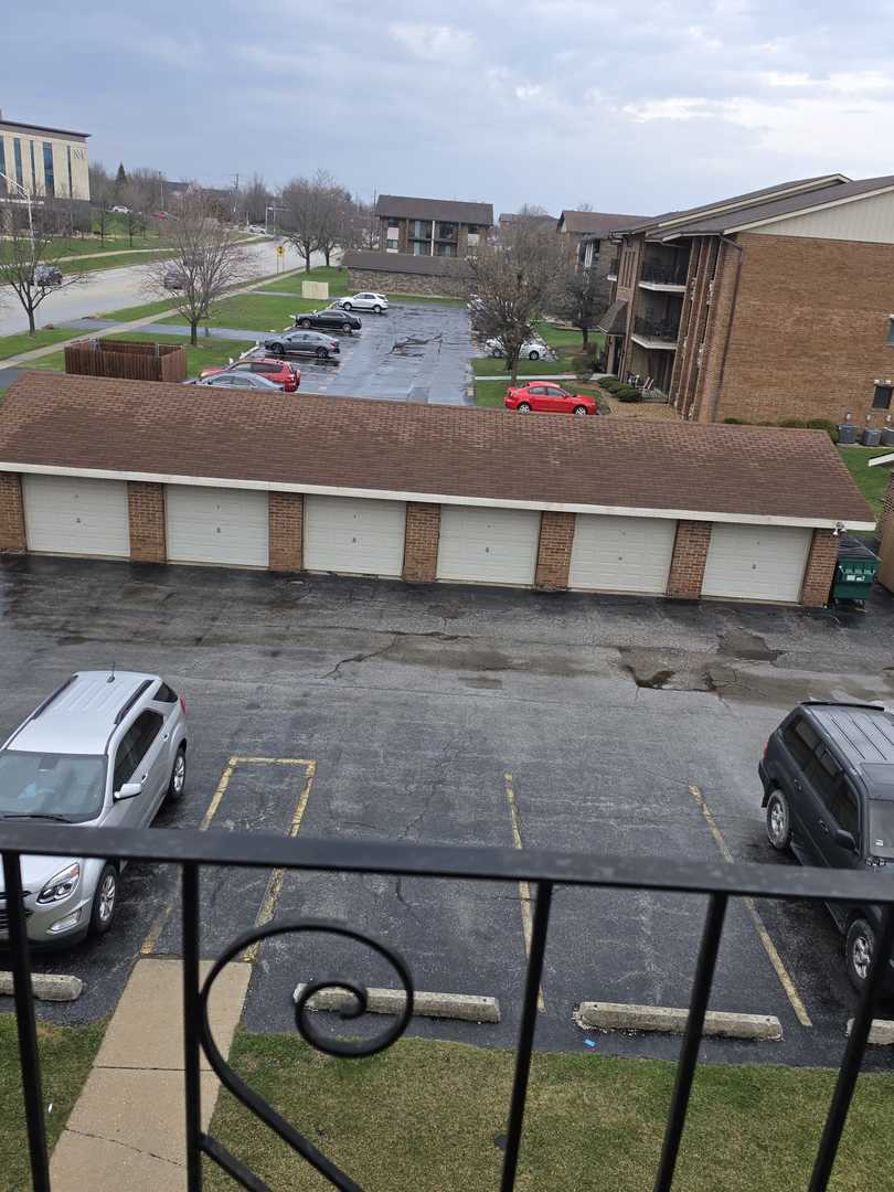 9950 Treetop Drive #340S, Orland Park, IL 60462