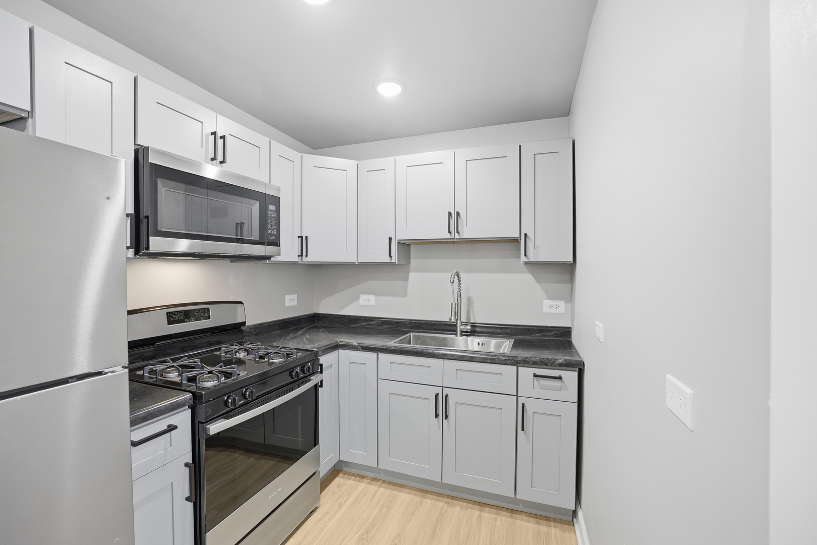 591 Andover Street, Chicago Heights, IL 60411