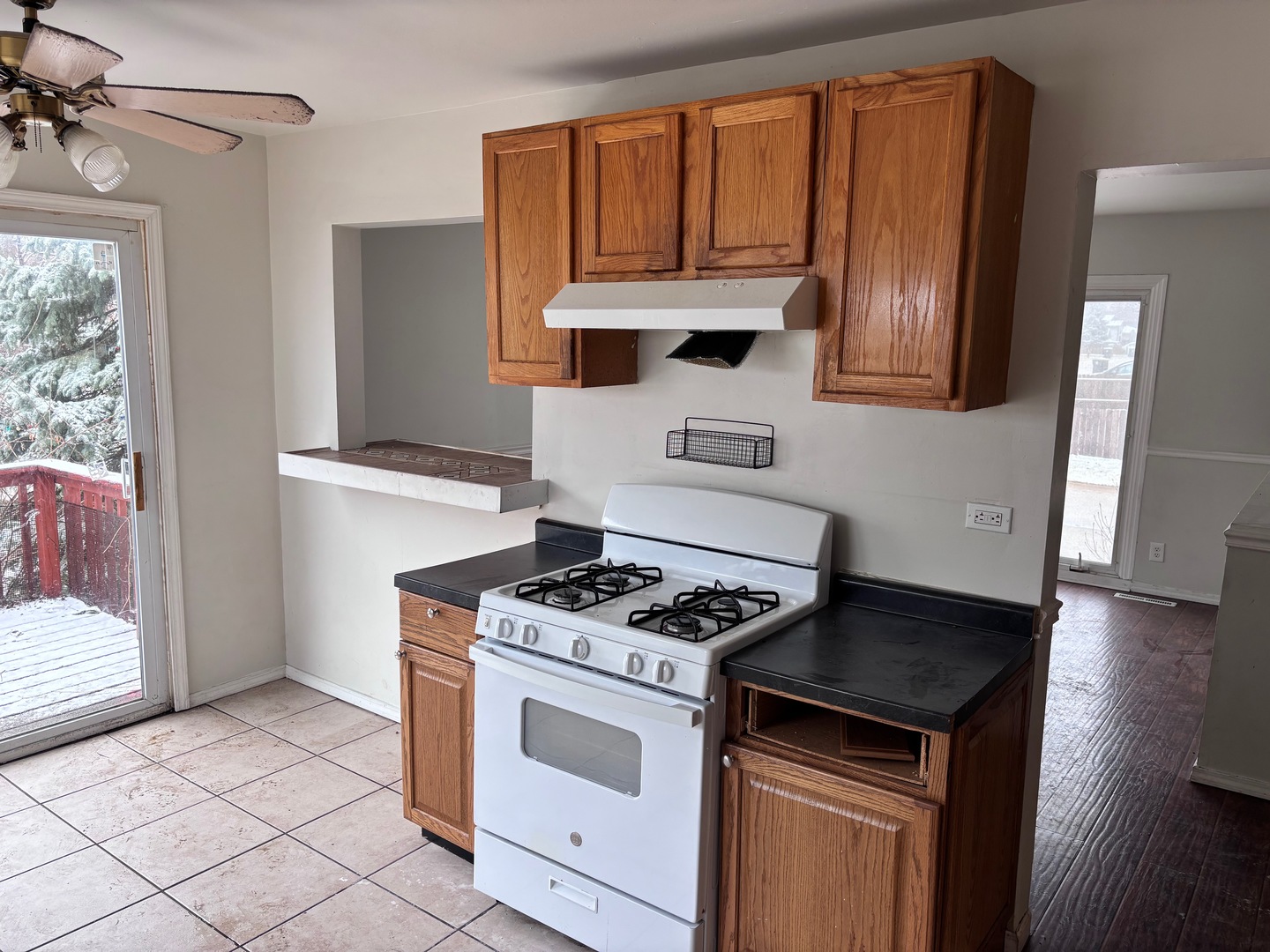 224 Heather Terrace, Round Lake Beach, IL 60073