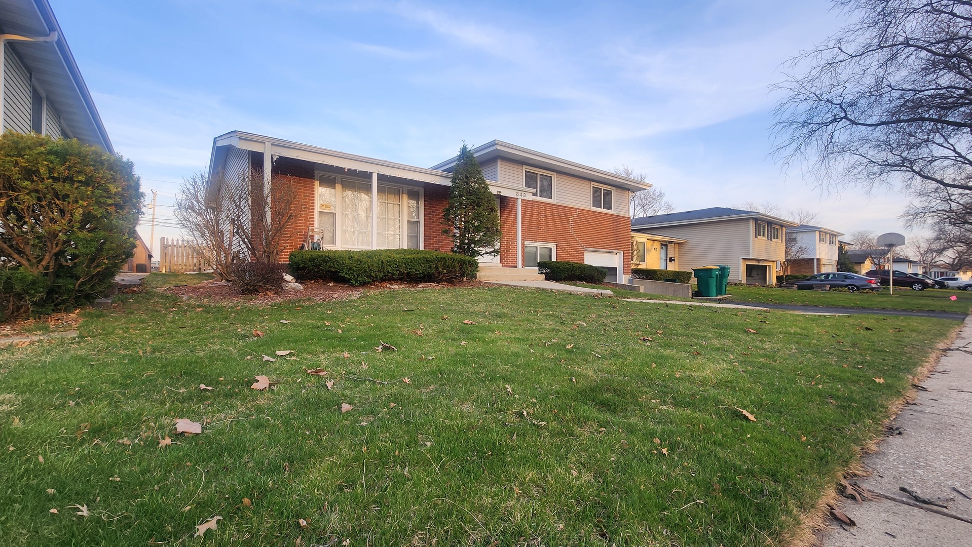 843 S School Street, Lombard, IL 60148