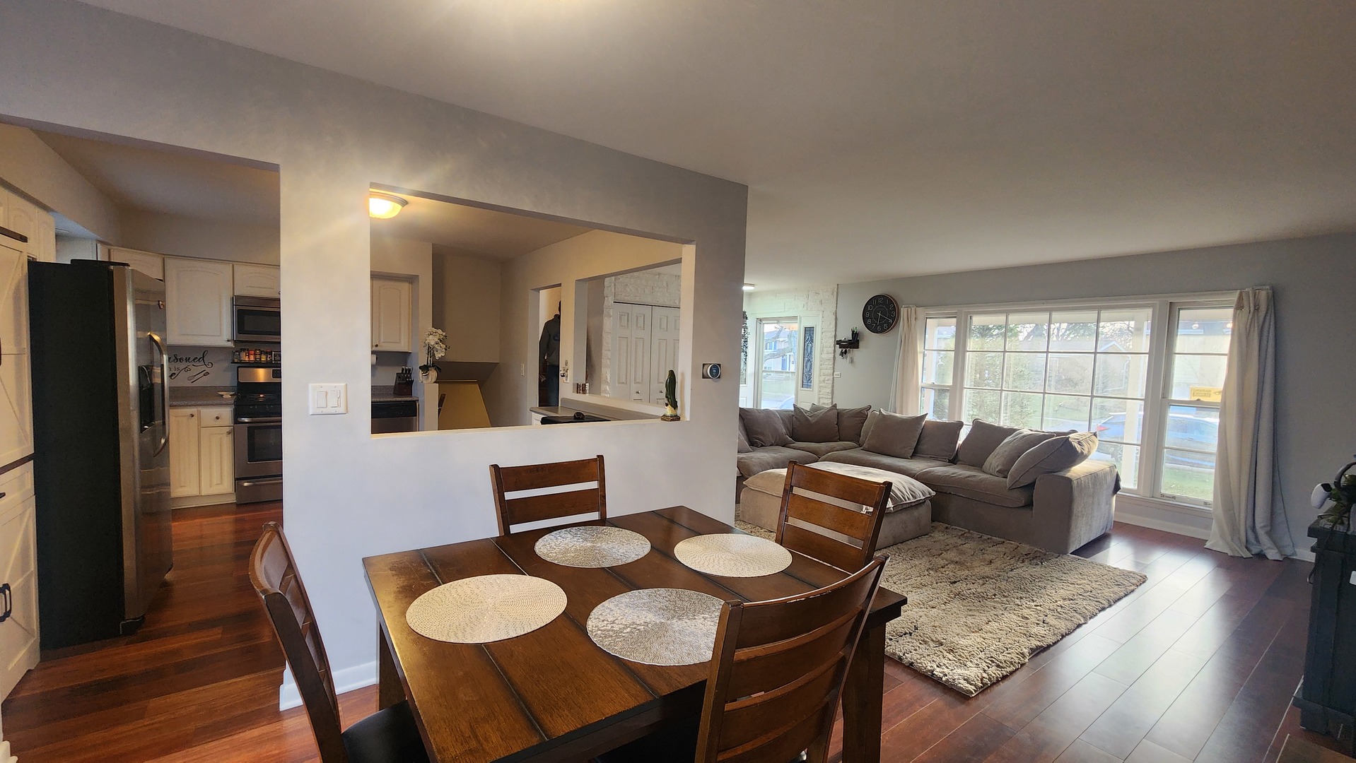 843 S School Street, Lombard, IL 60148