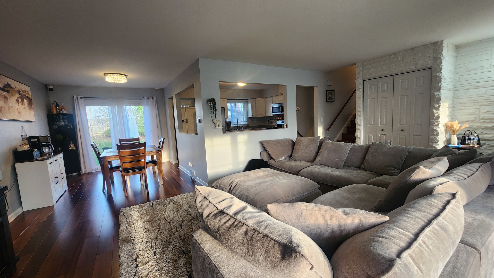 843 S School Street, Lombard, IL 60148