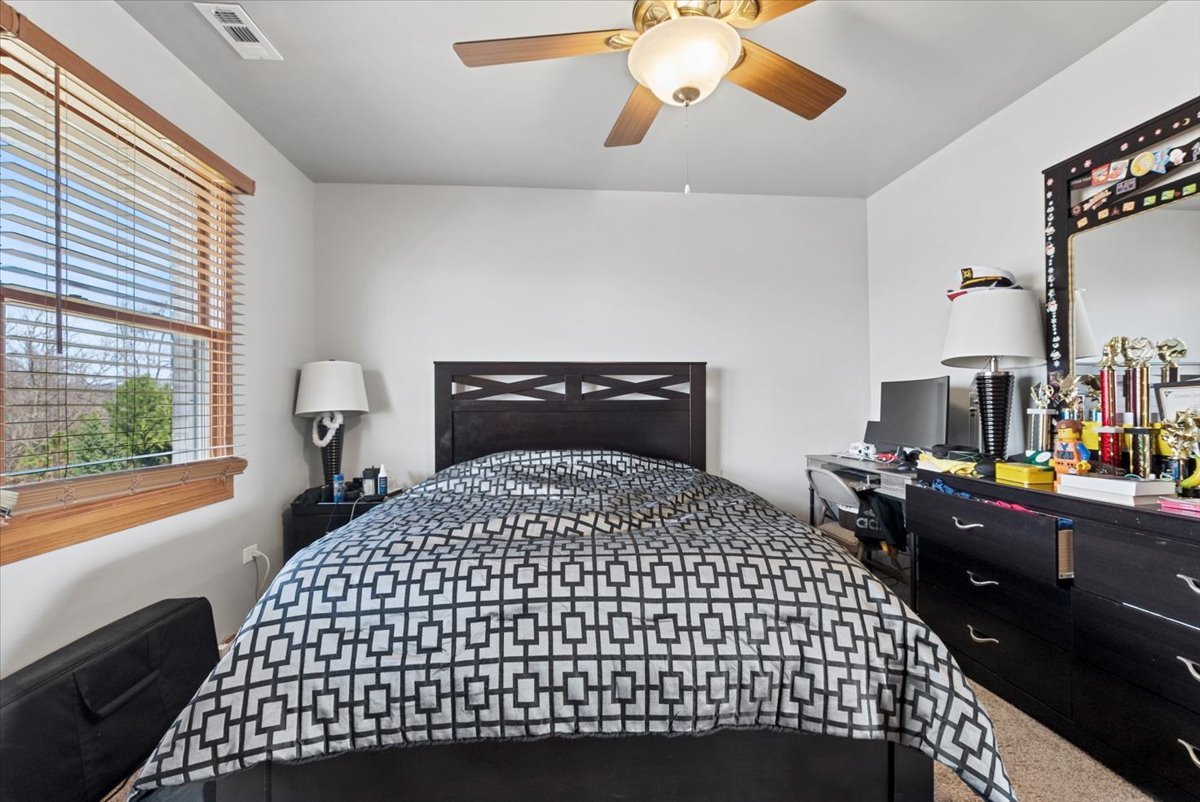 11804 Long Run Drive, Orland Park, IL 60467