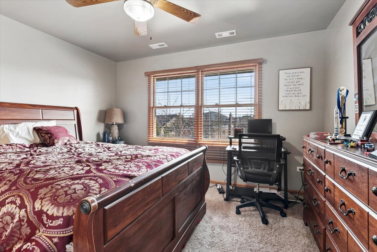 11804 Long Run Drive, Orland Park, IL 60467