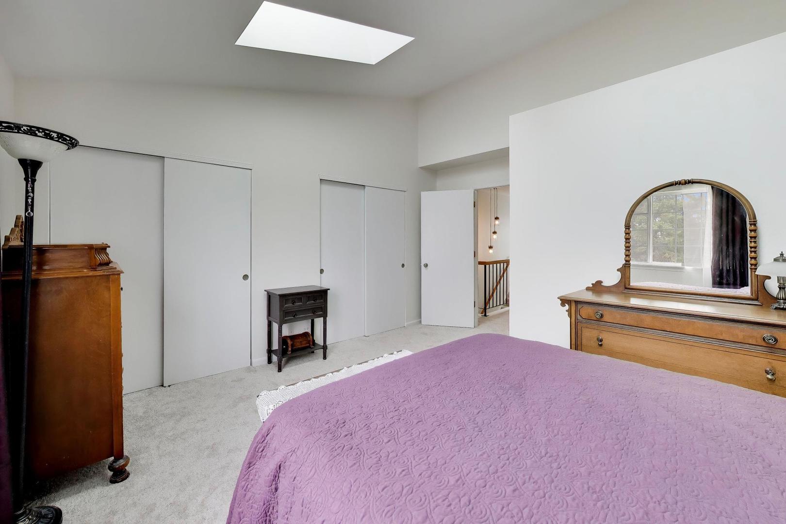 17804 W Braewick Road, Gurnee, IL 60031